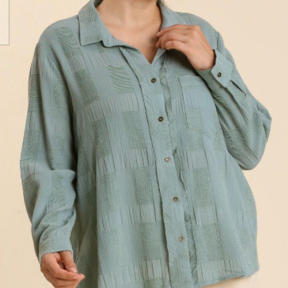 Tops - 249.Women's Collar Button Down Long Sleeve Top Chest Pocket and Hi-Lo Hem NWT